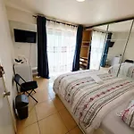 Alloggio in famiglia B4 *